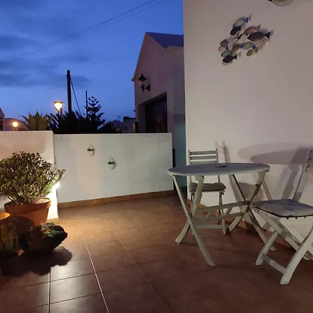 Acogedor Duplex Con Terraza Privada En Orzola Apartamento