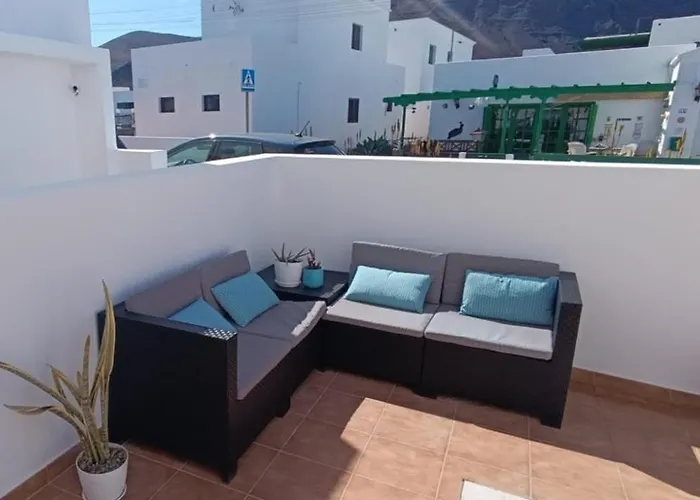 Apartamento Acogedor Duplex Con Terraza Privada En Orzola