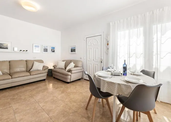 Apartamento Acogedor Duplex Con Terraza Privada En Orzola