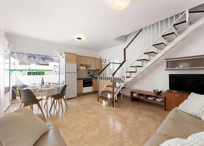 Acogedor Duplex Con Terraza Privada En Orzola * Órzola