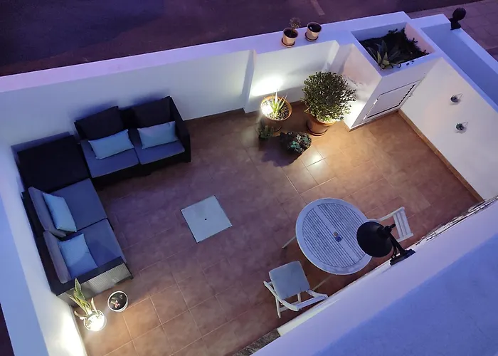Acogedor Duplex Con Terraza Privada En Orzola Apartamento