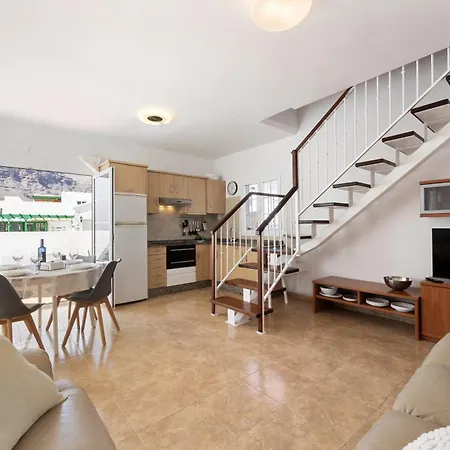 Acogedor Duplex Con Terraza Privada En Orzola * Орсола