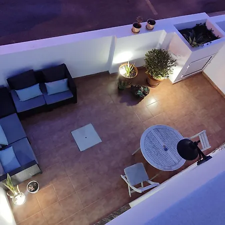 Acogedor Duplex Con Terraza Privada En Órzola